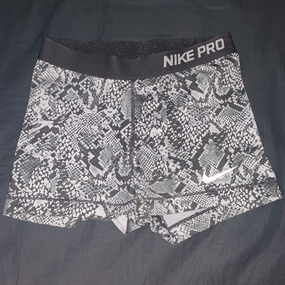Nike pros